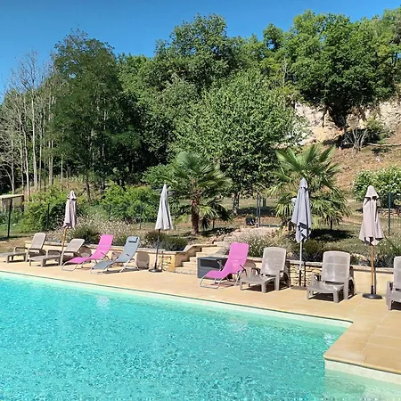 Le Sechoir Des Acacias, La Noyeraie Avec Piscine Chauffee Saint-Leon-sur-Vezere
